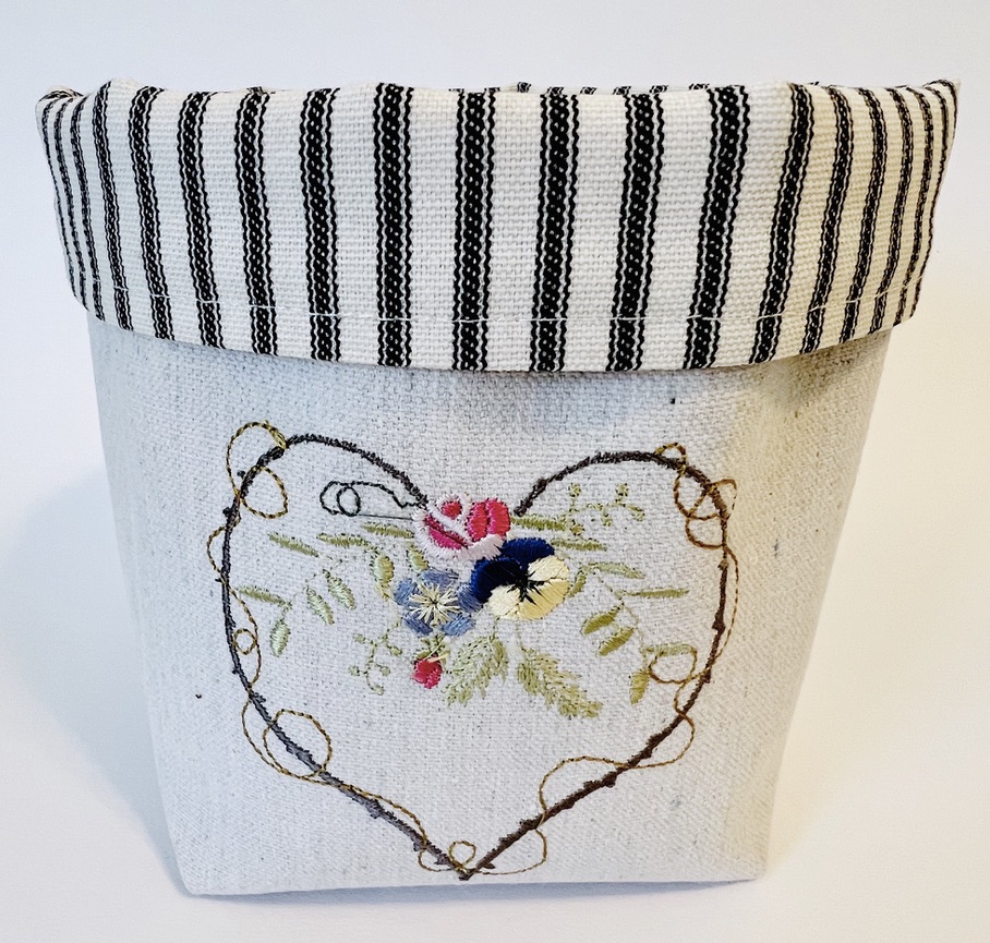Twig Wreath Stuff Bucket
