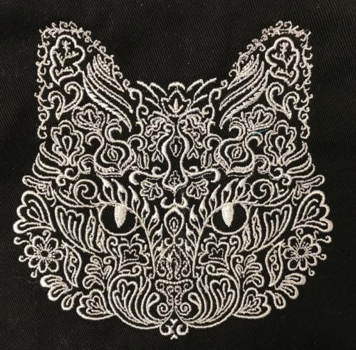 CatFaceApronDetail
